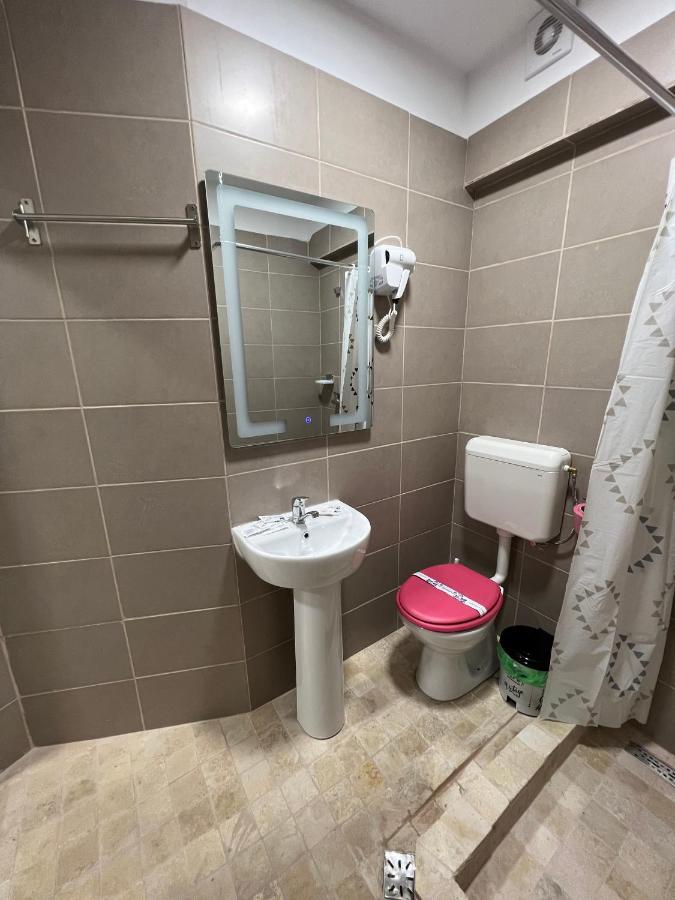 Hostel Casa Popa Nan Bucarest Extérieur photo